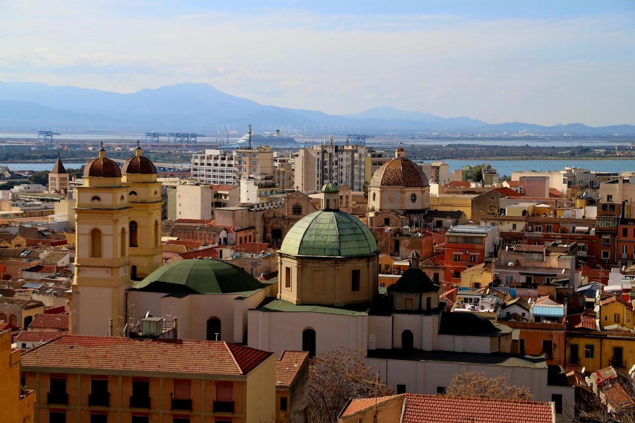 Open Suite Cobalto Cagliari Extérieur photo